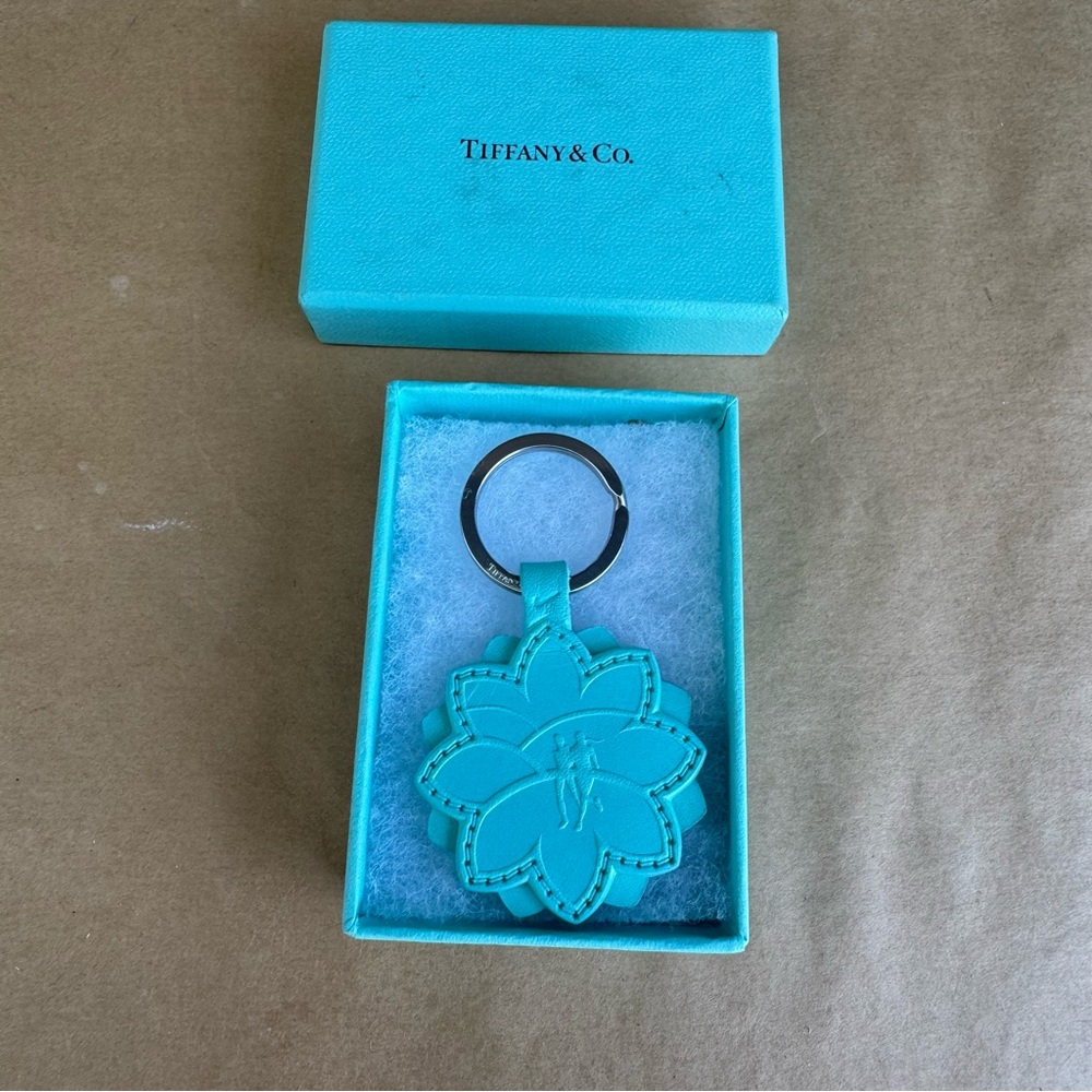 Tiffany & Co Nike 2007 Turquoise San Francisco Marathon Leather Key Chain SPAIN - Picture 6 of 10